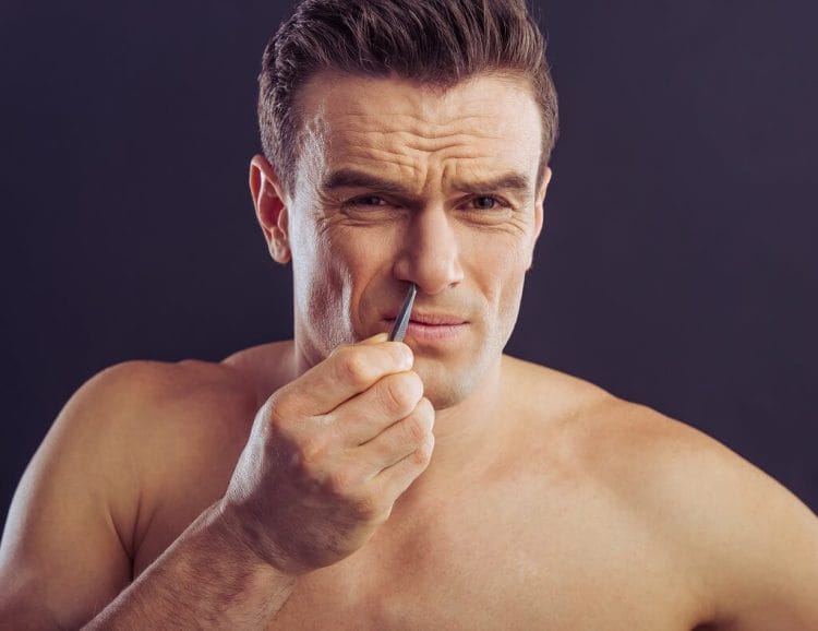 Is Neustrimmen Gevaarlijk?