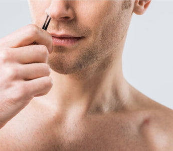 Hoe gebruik je een neushaar trimmer?